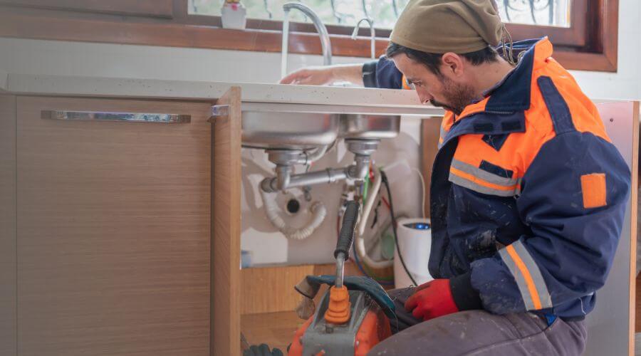 Professional Leak Detection Services in Londonderry, OH